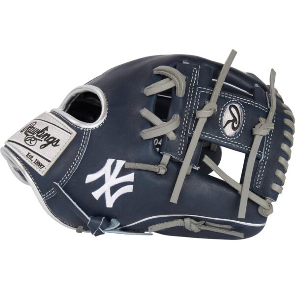 MLB Glove Series | Heart of the Hide | 11.5" Infield | New York Yankees | PRO204-2NYY